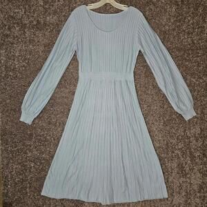 Artfree Women's Light Blue Knit Midi Long Sleeved Dress. L. NWT